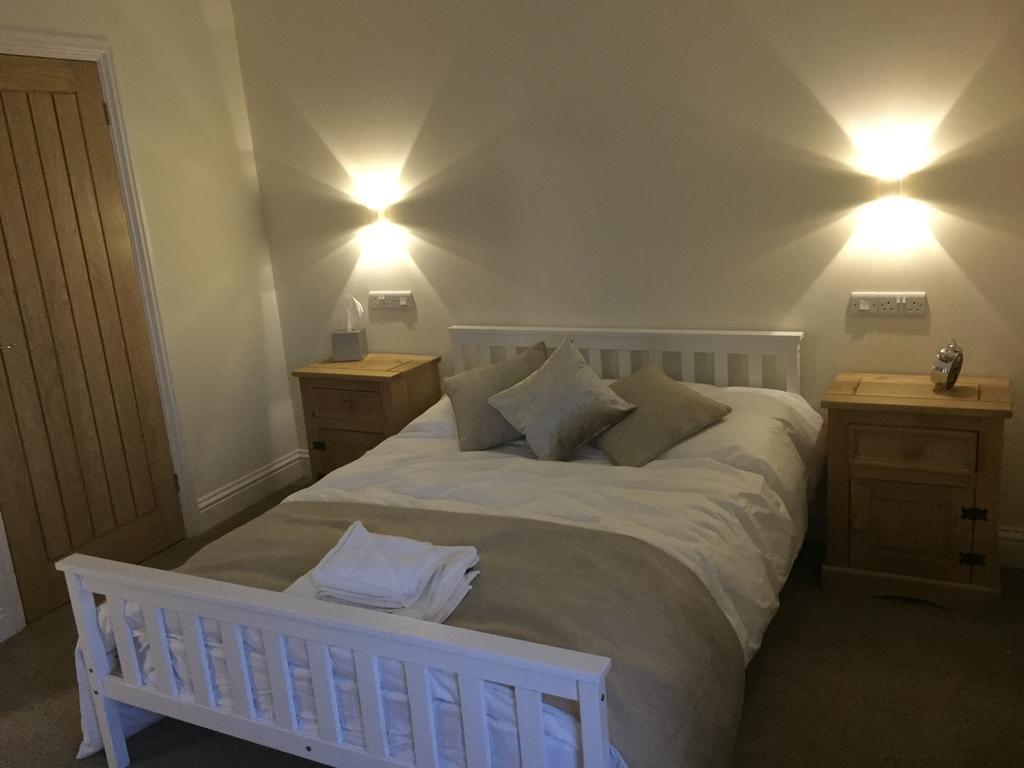 Three Crowns Guest House Salisbury Bilik gambar